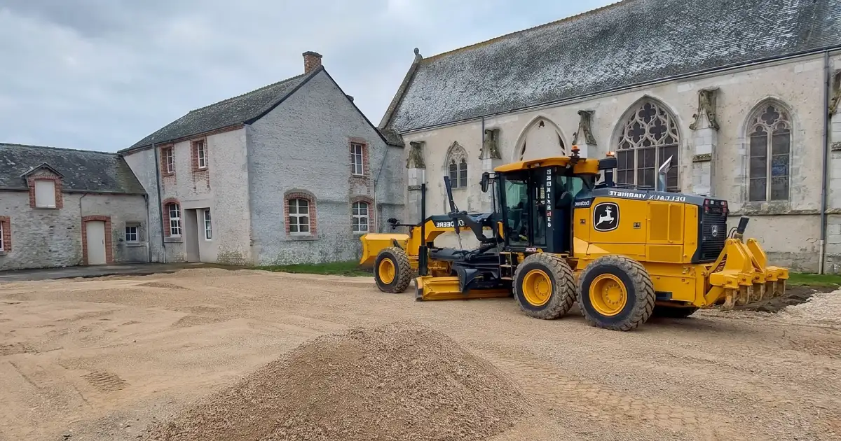 location de niveleuse 3D avec chauffeur Chartres